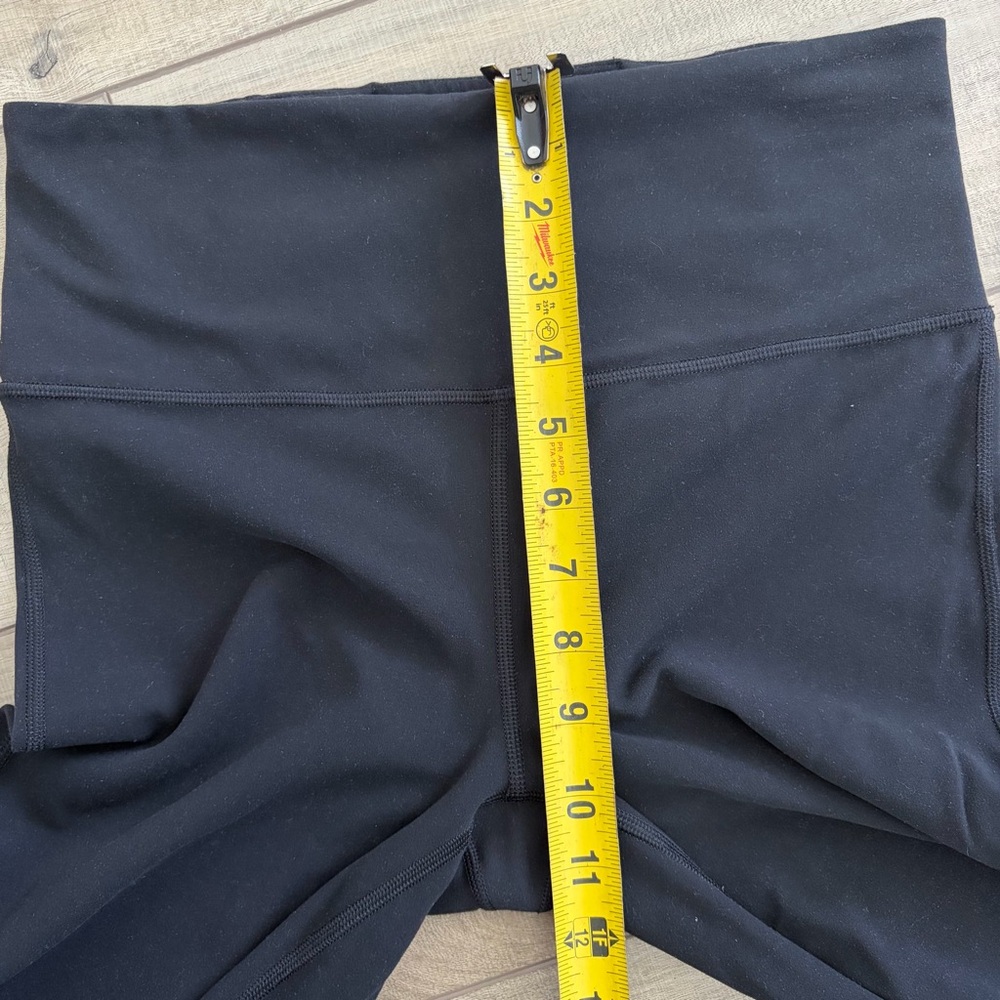 Athleta Ultra High Rise Elation Flare Leggings Black 34.5in Medium TALL - Picture 10 of 12